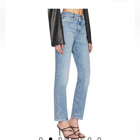 Levi's Premium 501 Straight Jeans in Hollow Days Medium Wash Size 28 L 32" - Picture 4 of 14